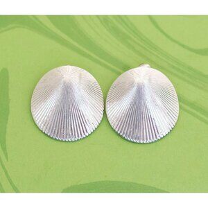 Vintage Silver Tone Beach Shell Stud Earrings by Monet - W5